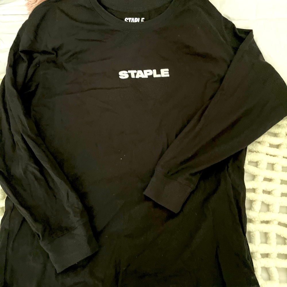 Men’s Staple long sleeve black t shirt